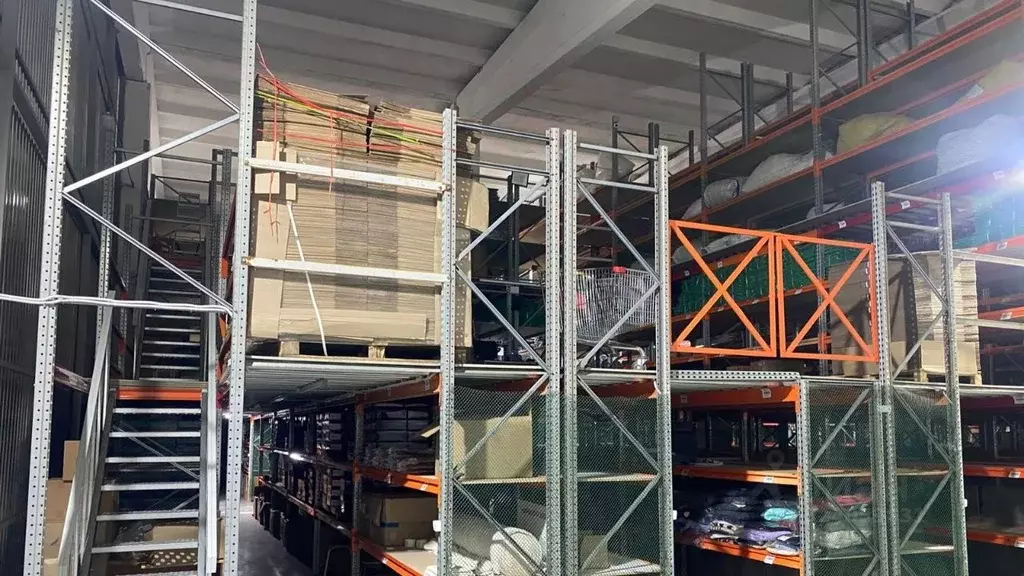 Склад в Свердловская область, Екатеринбург ул. Ангарская, 77Б (1000 м) - Фото 2