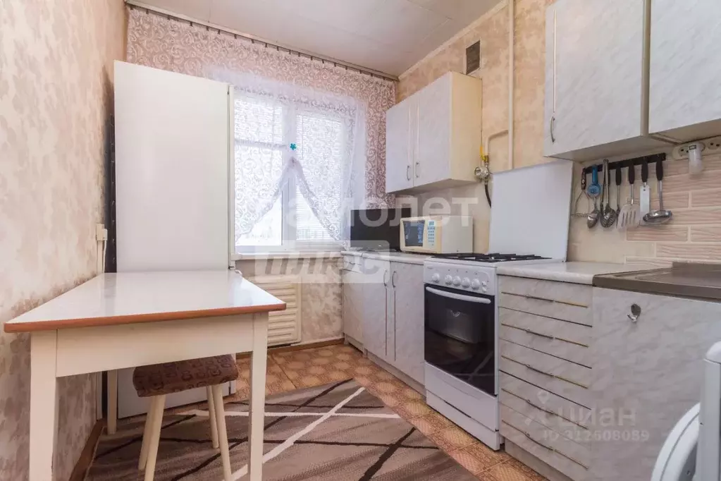 3-к кв. Башкортостан, Уфа ул. Юрия Гагарина, 31 (60.1 м) - Фото 0