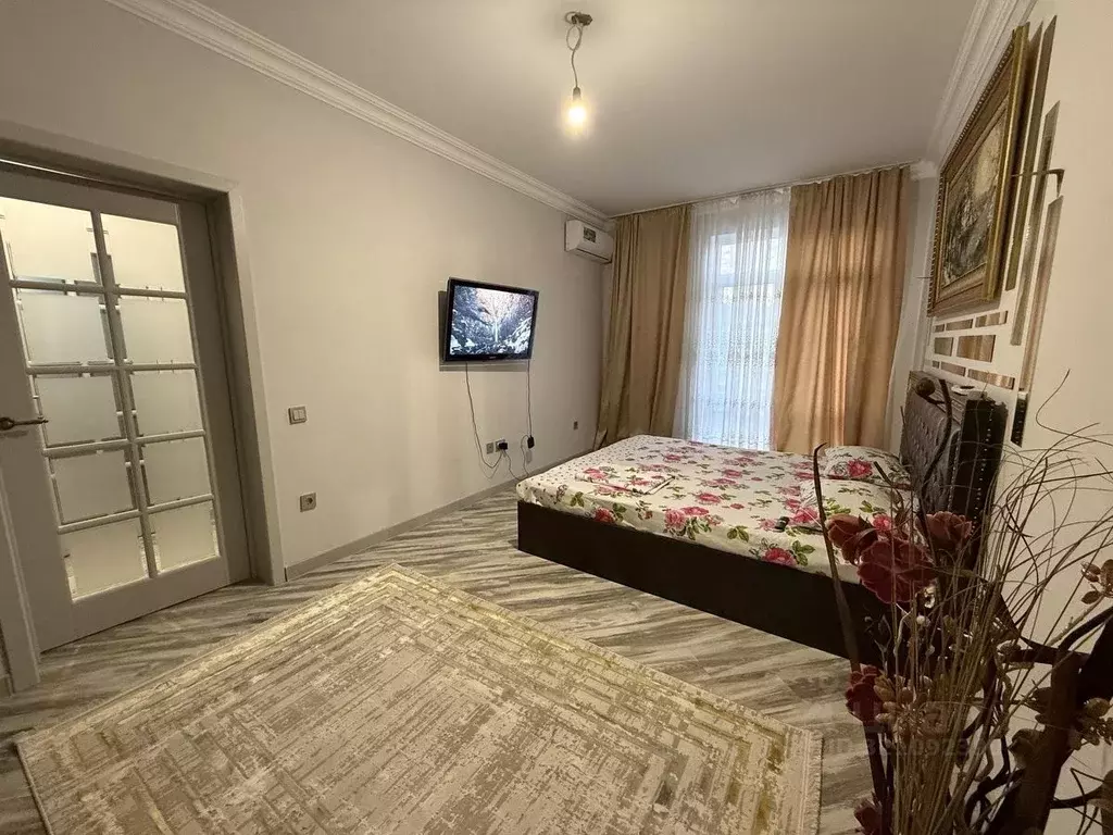 1-к кв. Дагестан, Махачкала ул. Времена Года, 1 (35.0 м) - Фото 1