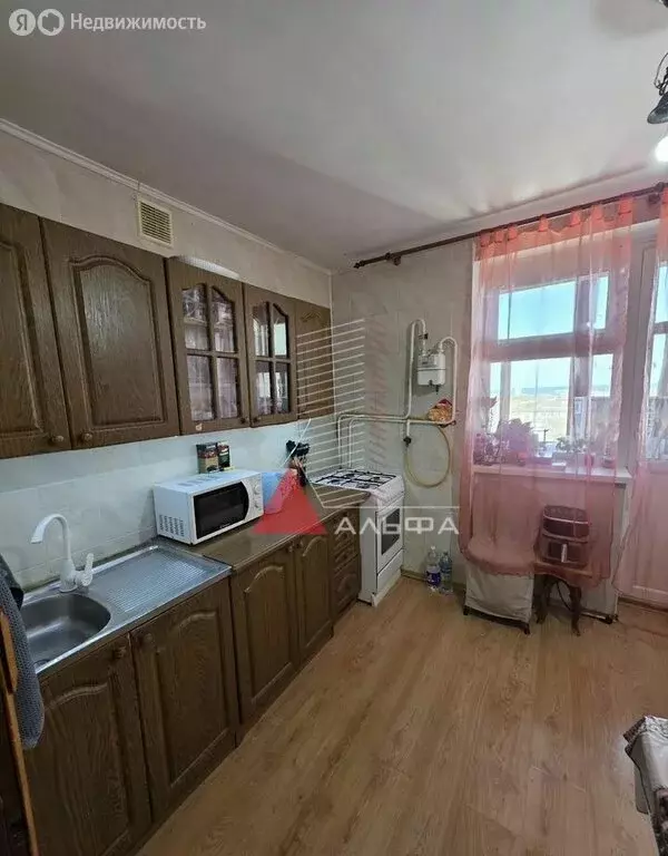 2-комнатная квартира: Черноморское, Южная улица, 38А (51.4 м) - Фото 1