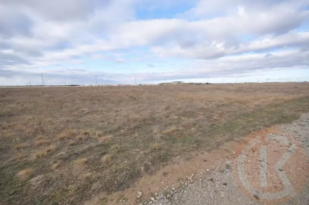 Участок в Крым, Сакский район, Штормовское с/пос, с. Крыловка ул. ... - Фото 1