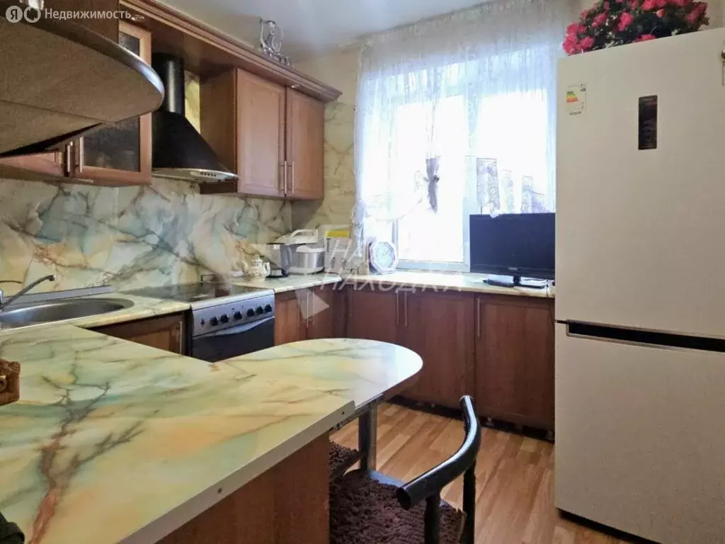 3-комнатная квартира: Находка, Спортивная улица, 43 (56.7 м) - Фото 2