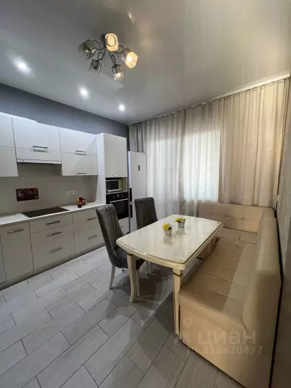 2-к кв. Краснодарский край, Краснодар Стахановская ул., 1 (64.7 м) - Фото 2