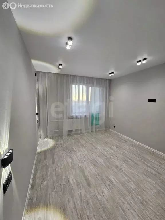 2-комнатная квартира: Оренбург, улица Братьев Хусаиновых, 6 (59 м) - Фото 2