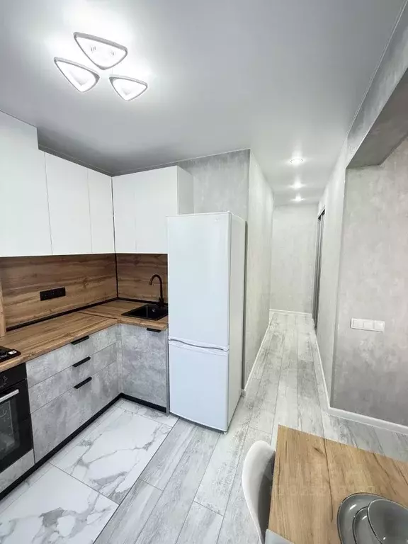 2-к кв. Омская область, Омск ул. 24-я Северная, 163 (30.4 м) - Фото 2