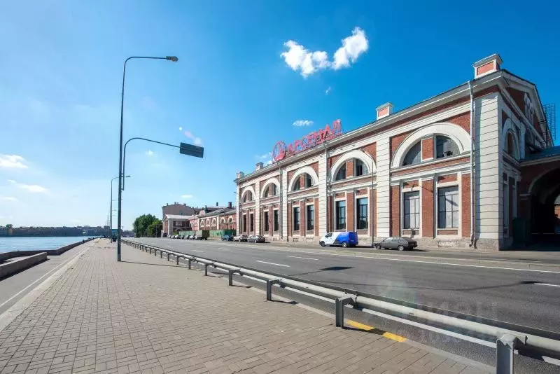 Торговая площадь в Санкт-Петербург ул. Комсомола, 2 (745 м) - Фото 0
