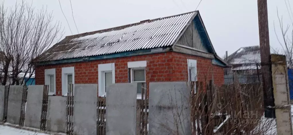 Дом в Волгоградская область, Михайловка ул. 25 лет Октября (47 м) - Фото 0