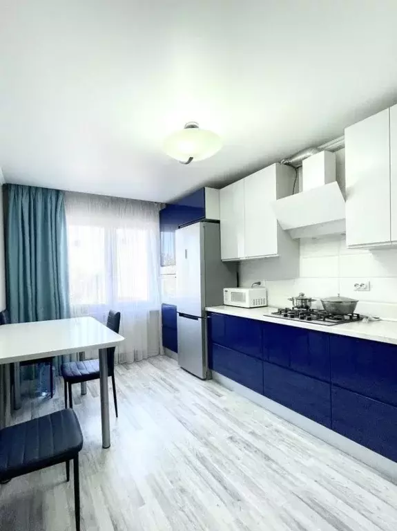 2-к кв. Калининградская область, Калининград ул. Куйбышева, 100 (60.0 ... - Фото 1