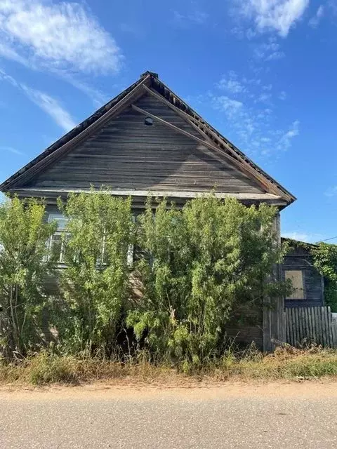Дом в Новгородская область, Валдайский район, Едровское с/пос, с. ... - Фото 1
