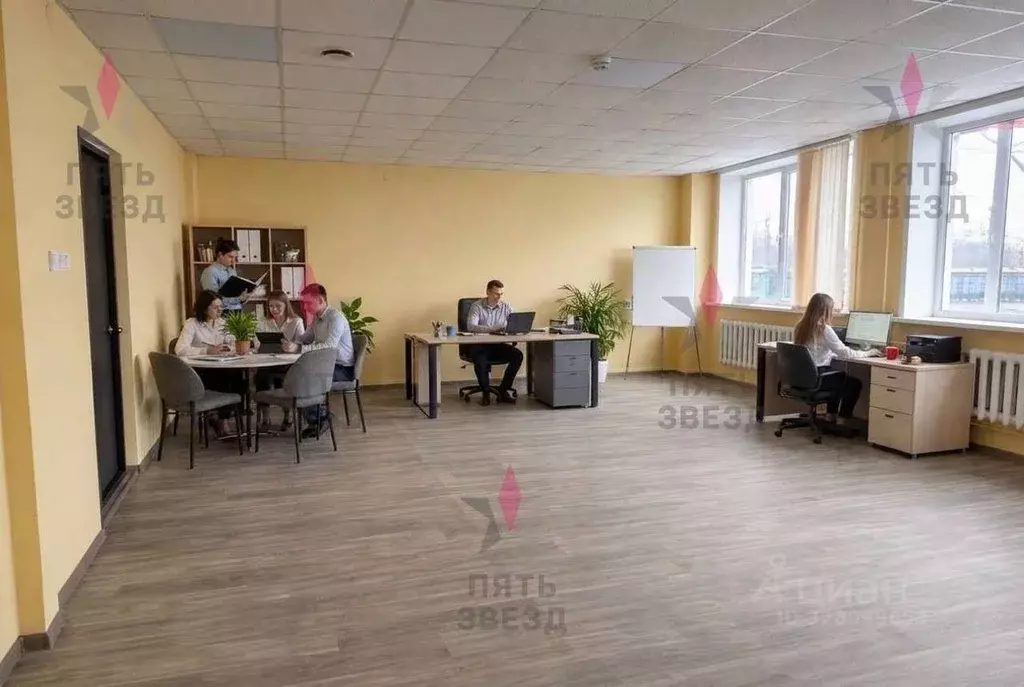 Офис в Самарская область, Самара Рыльская ул., 19 (100 м) - Фото 2