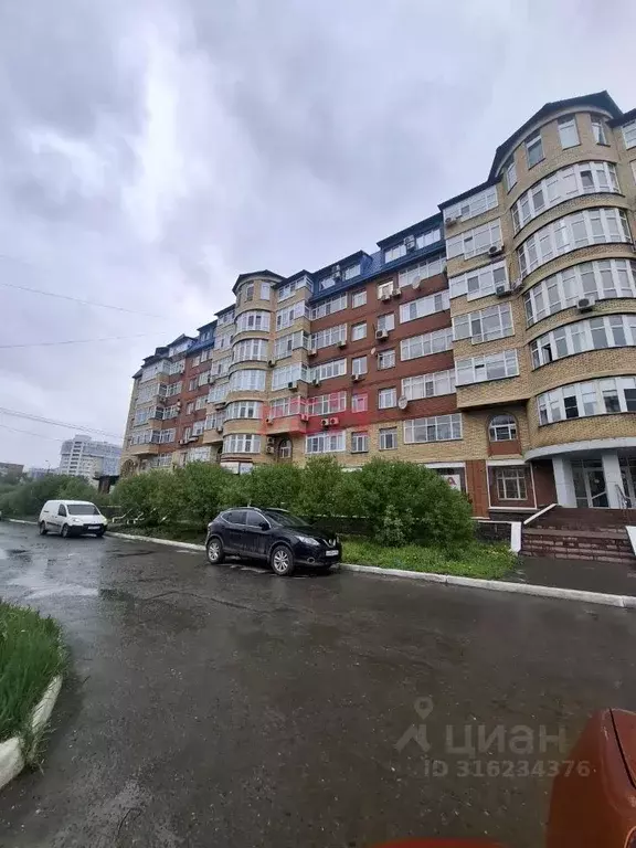 Помещение свободного назначения в Омская область, Омск ул. 10 лет ... - Фото 1