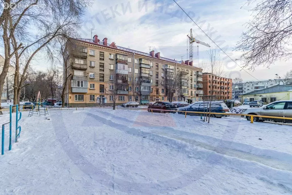 2-комнатная квартира: Курган, Товарная улица, 5 (42 м) - Фото 1