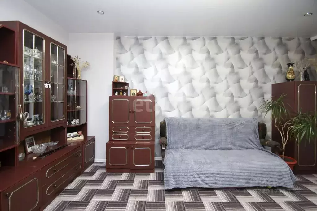 3-к кв. Омская область, Омск просп. Карла Маркса, 10 (87.7 м) - Фото 1