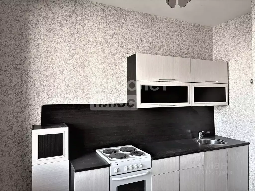 3-к кв. Пензенская область, Пенза Ладожская ул., 158 (72.1 м) - Фото 0