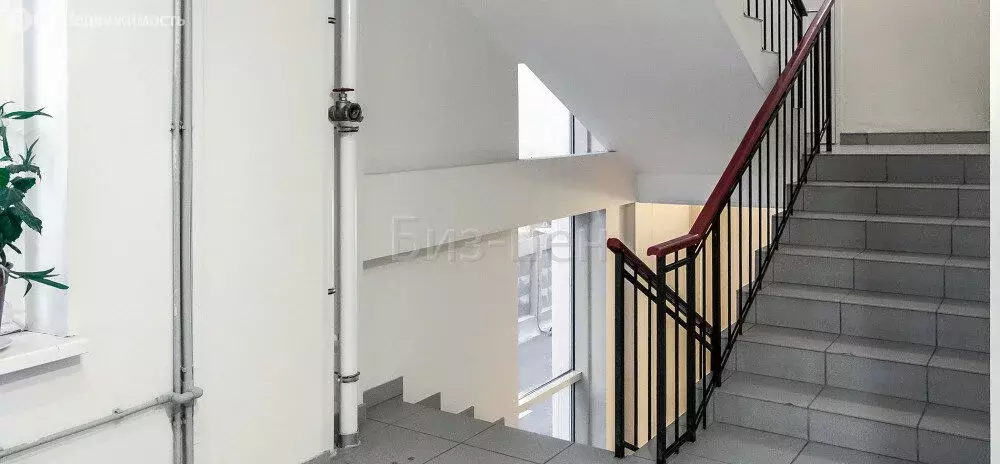 Офис (22.4 м) - Фото 1
