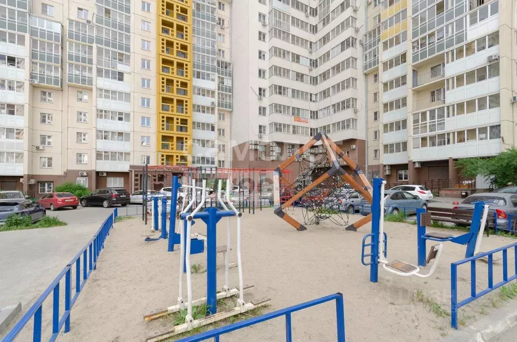 3-к кв. Челябинская область, Челябинск Университетская Набережная ул., ... - Фото 1