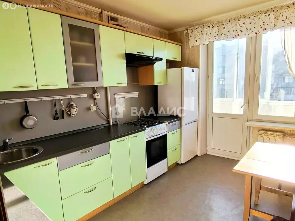 3-комнатная квартира: Монино, улица Баранова, 7 (64.3 м) - Фото 1