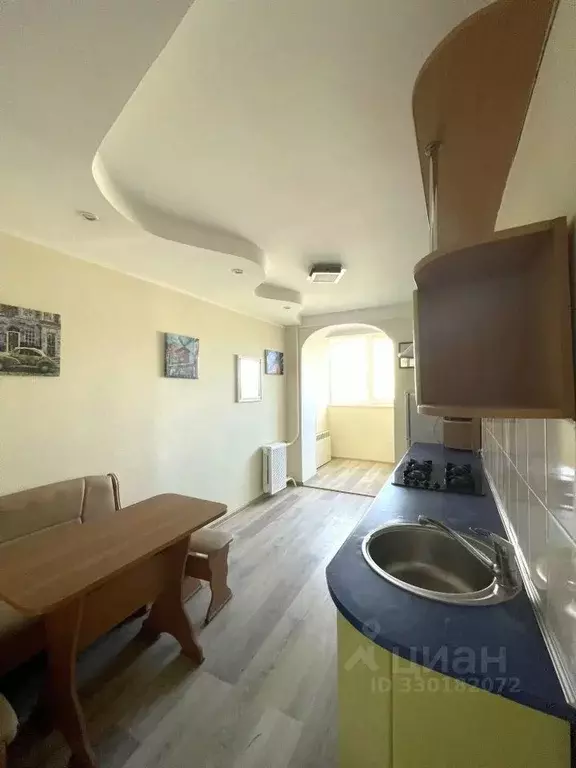 1-к кв. Калининградская область, Калининград ул. Чекистов, 42 (40.0 м) - Фото 2
