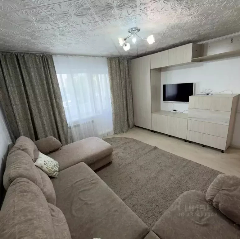 3-к кв. Алтайский край, Барнаул ул. Шумакова, 24 (65.0 м) - Фото 1