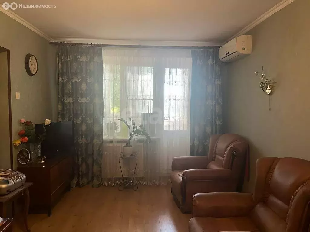 3-комнатная квартира: Ростов-на-Дону, улица Туполева, 11 (63 м) - Фото 0