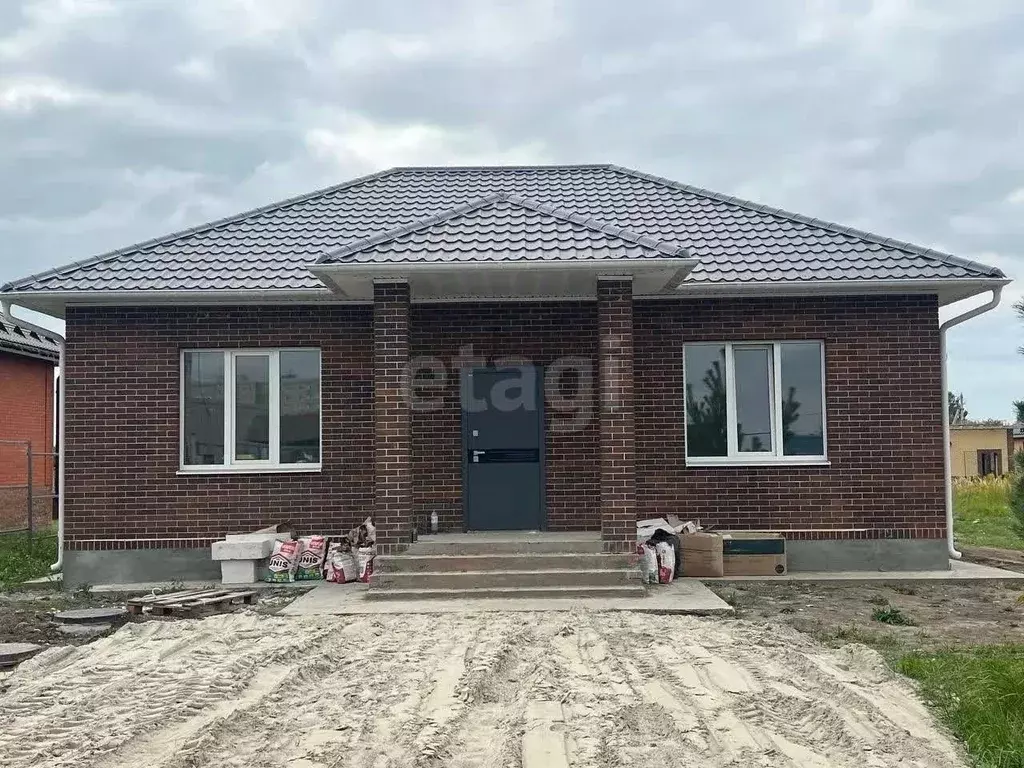 Дом в Курская область, Курский район, Рышковский сельсовет, д. Зорино ... - Фото 1