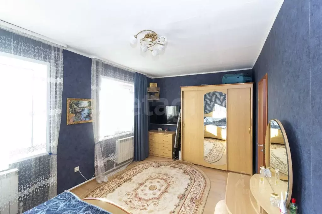 Дом в Тюменская область, Тюмень ул. Калинина (193 м) - Фото 1