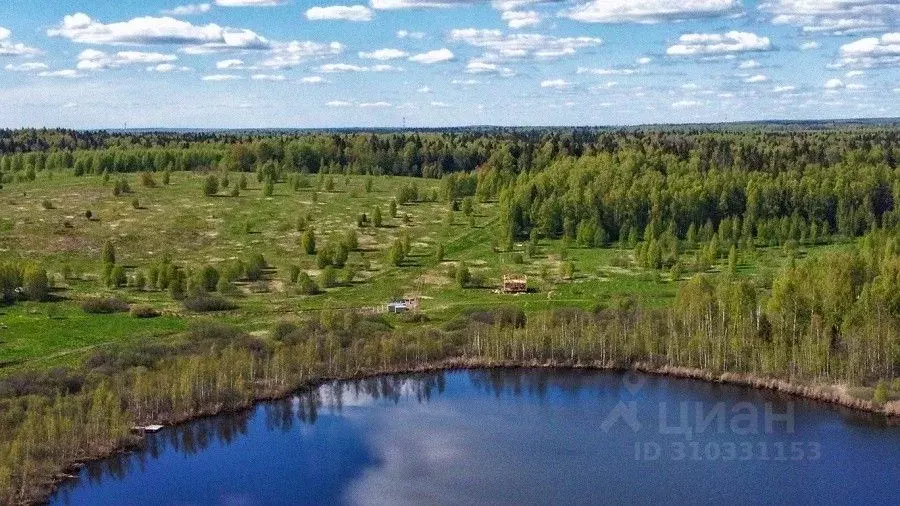 Участок в Московская область, Дмитровский городской округ, Дом у озера ... - Фото 1