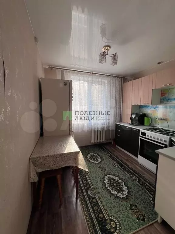 2-к. квартира, 50 м, 2/10 эт. - Фото 0