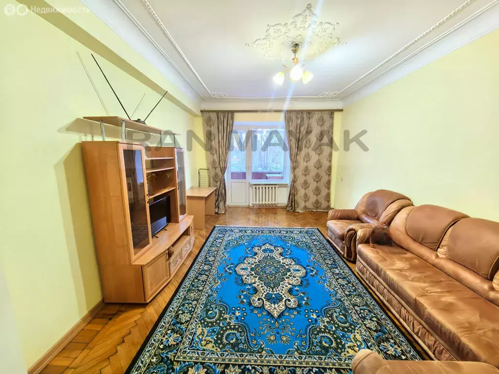 3-комнатная квартира: Майкоп, Краснооктябрьская улица, 63 (84.1 м) - Фото 1