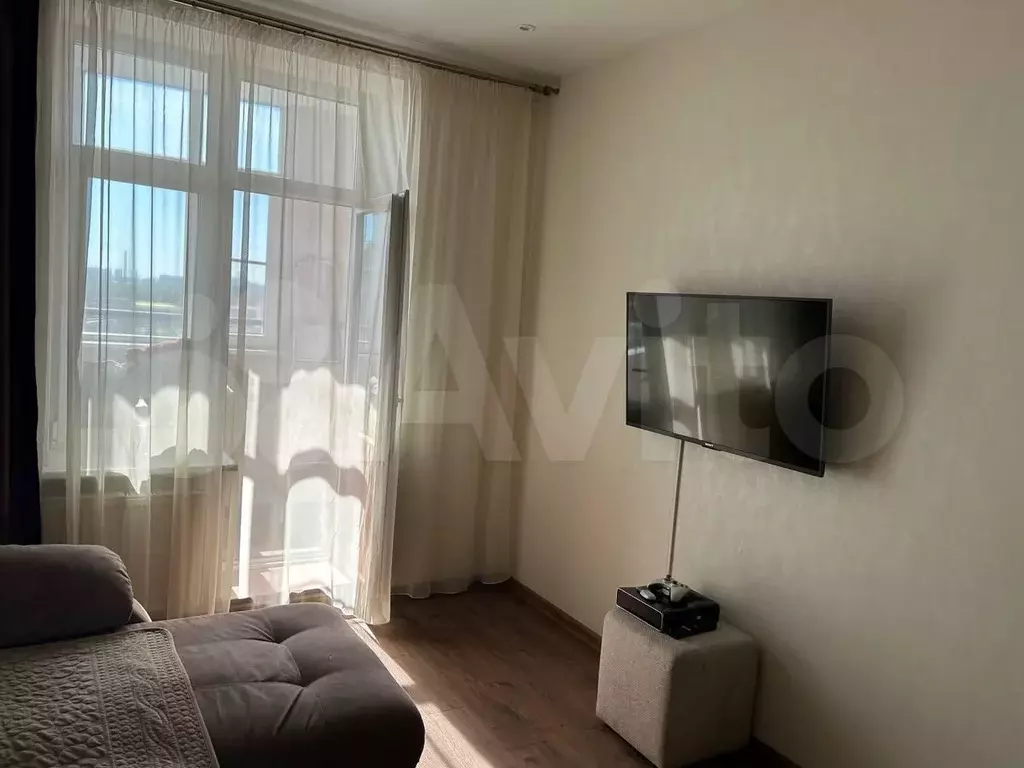 1-к. квартира, 40 м, 8/17 эт. - Фото 1