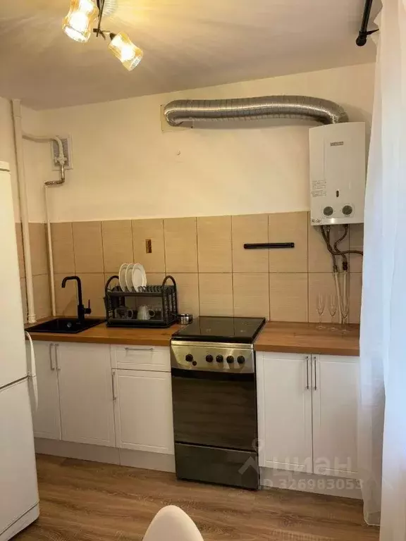 1-к кв. Самарская область, Самара Спортивная ул., 10 (32.0 м) - Фото 0