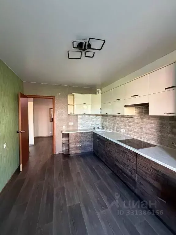 2-к кв. Алтайский край, Барнаул ул. Сергея Ускова, 8 (63.0 м) - Фото 1