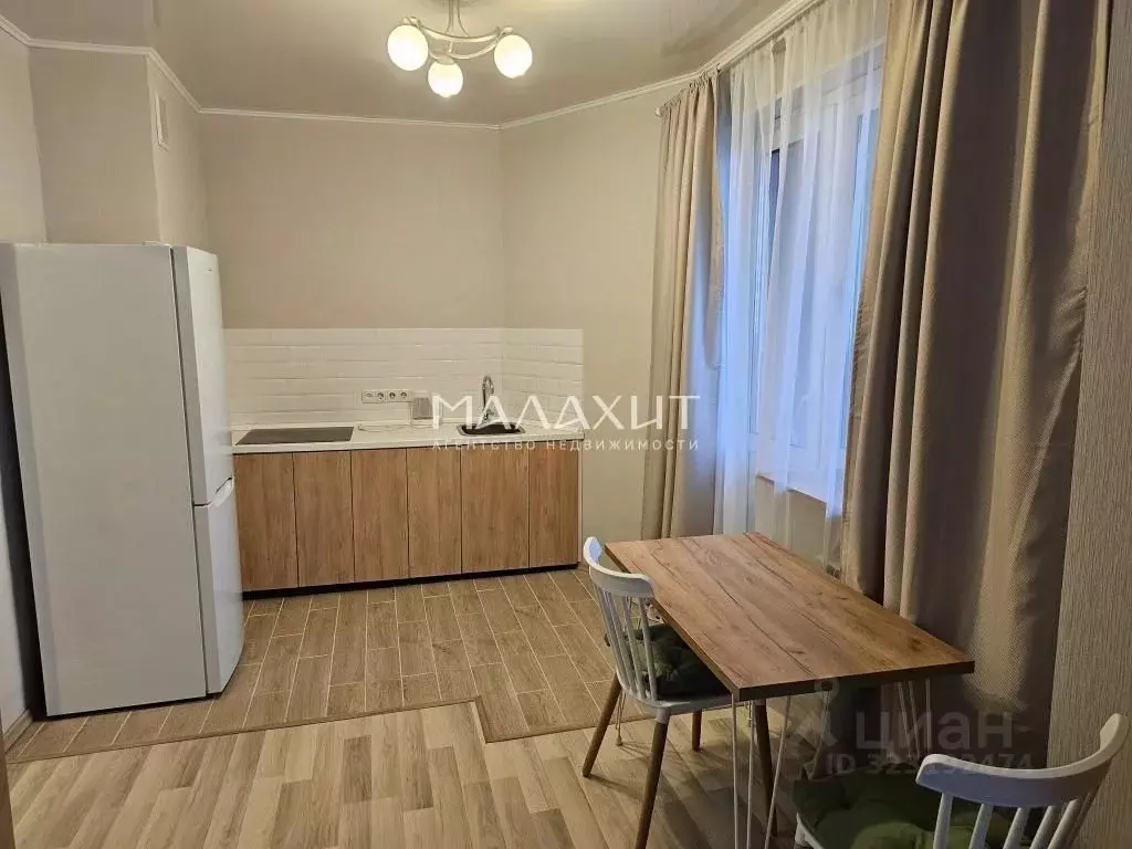 1-к кв. Самарская область, Самара Солнечная ул., 2 (44.0 м) - Фото 1