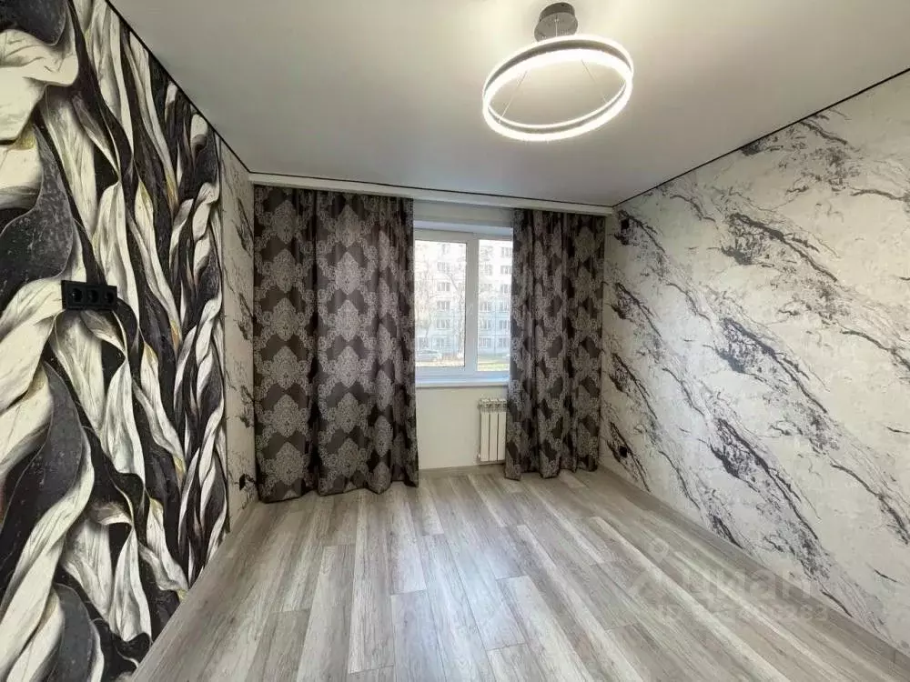 Комната Кемеровская область, Кемерово просп. Ленина, 135а (12.0 м) - Фото 1