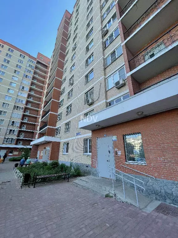 Продается 1-комнатная квартира - Фото 1