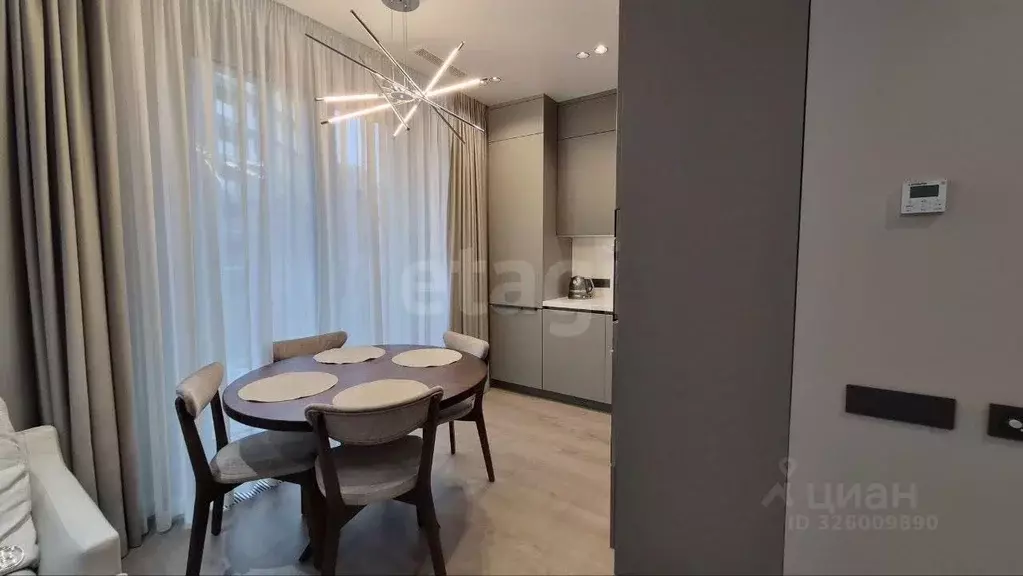 1-к кв. Тюменская область, Тюмень Первомайская ул., 1А (53.9 м) - Фото 2