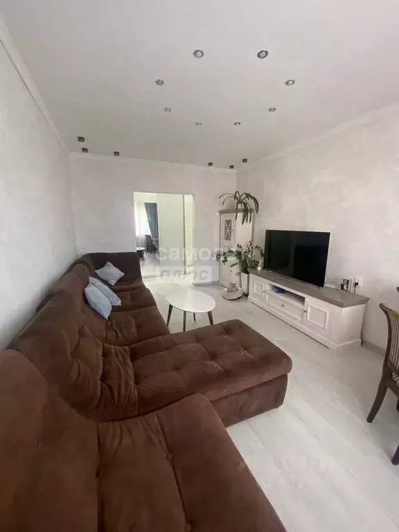 3-к кв. Ханты-Мансийский АО, Сургут ул. 30 лет Победы, 37/2 (74.0 м) - Фото 1