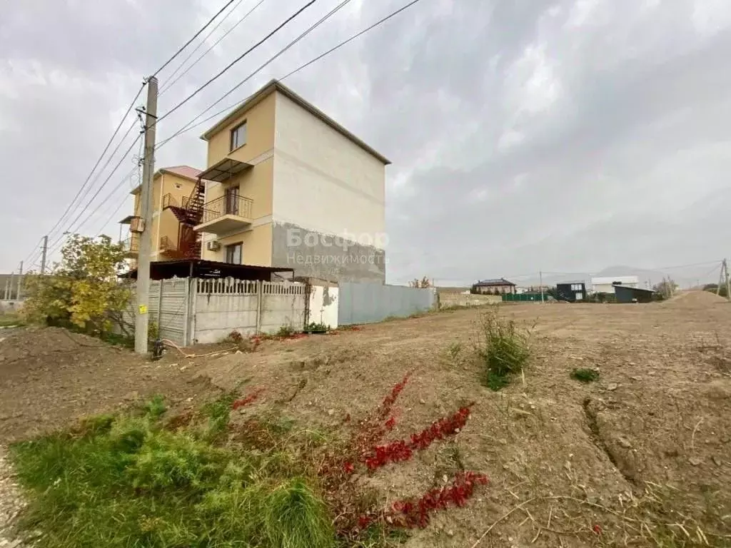 Участок в Крым, Судак городской округ, с. Солнечная Долина ул. ... - Фото 0