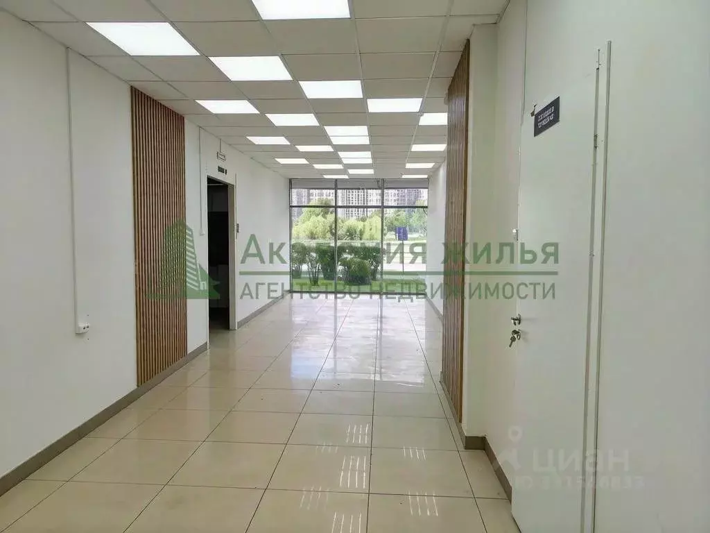 Помещение свободного назначения в Москва Старобитцевская ул., 21К2 (70 ... - Фото 1