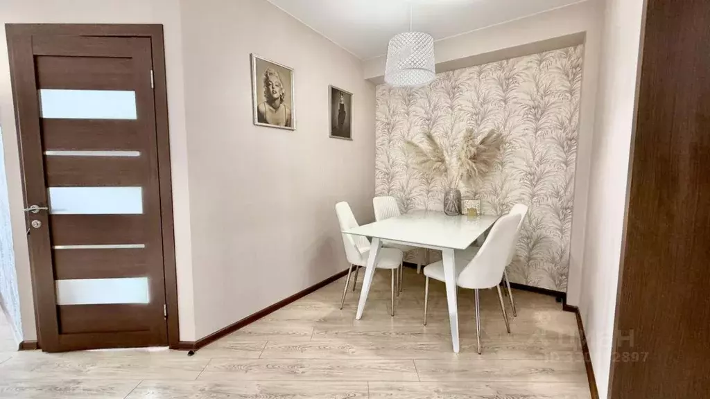 3-к кв. Иркутская область, Иркутск ул. Пискунова, 142/4 (88.0 м) - Фото 1