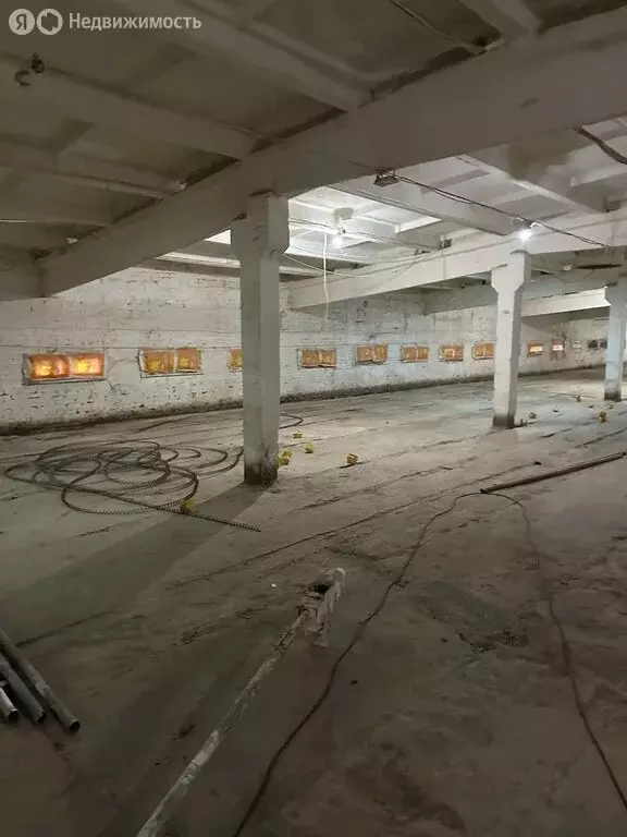 Помещение свободного назначения (1500 м) - Фото 2