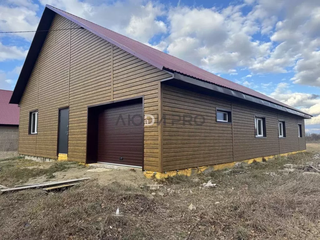 Дом в Алтайский край, Первомайский район, с. Бобровка, Ладанка мкр  ... - Фото 1