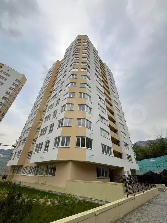 2-к. квартира, 64 м, 2/16 эт. - Фото 1