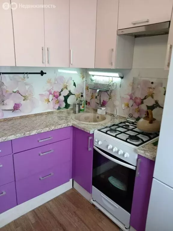 3-комнатная квартира: Курган, Пролетарская улица, 17 (56.5 м) - Фото 1