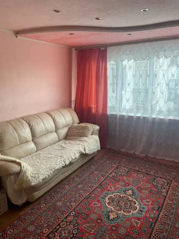 3-к кв. Пензенская область, Пенза ул. 8 Марта, 7 (66.7 м) - Фото 0