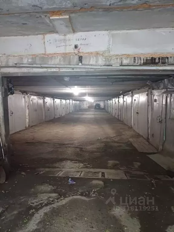 Гараж в Свердловская область, Екатеринбург ул. Народной Воли, 103 (17 ... - Фото 1