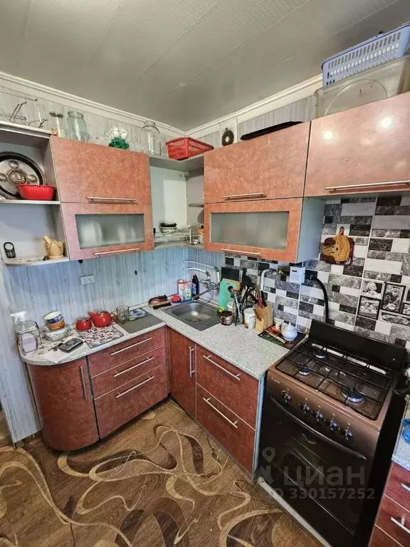 3-к кв. Омская область, Омск ул. 10 лет Октября, 180А (56.0 м) - Фото 1