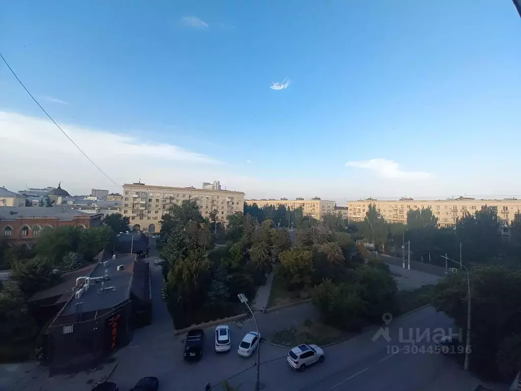 2-к кв. Волгоградская область, Волгоград Комсомольская ул., 10 (60.0 ... - Фото 1