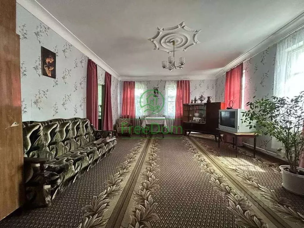 Дом в Белгородская область, Белгород Старогородская ул., 4 (75 м) - Фото 1