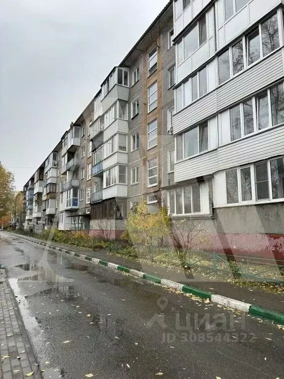 2-к кв. Омская область, Омск ул. Романенко, 7 (44.4 м) - Фото 0